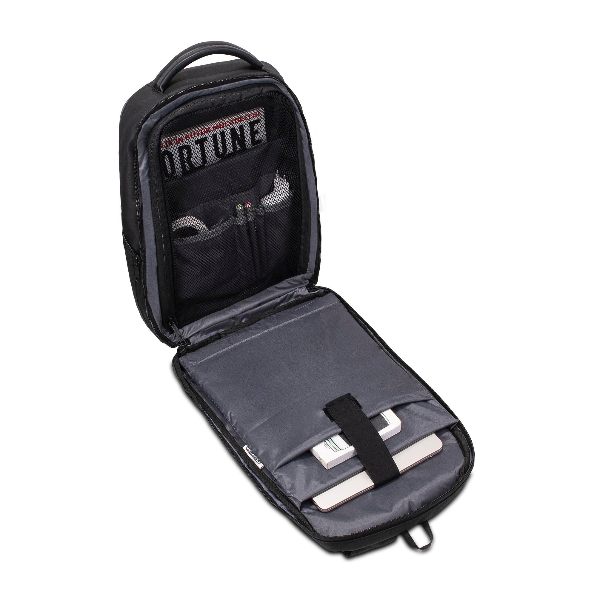 Classone GA-0010 Gauntlet V1 Sert Kabuk Serisi 15.6 inch Uyumlu WTX Pro Su Geçirmez Kumaş Laptop Çantası -Siyah